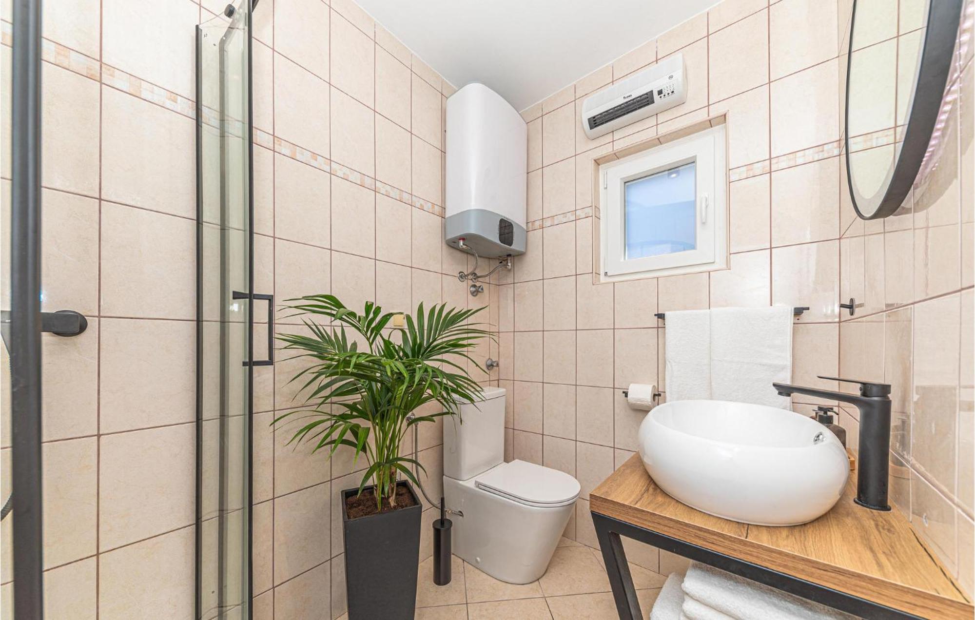 3 Bedroom Lovely Home In Jadrija Zewnętrze zdjęcie